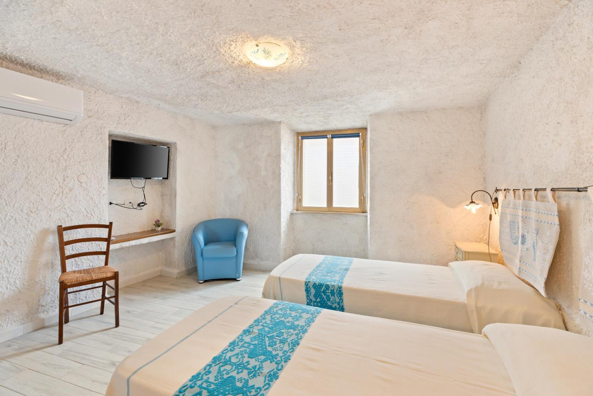 Casa Rocca Appartement Bosa Buitenkant foto