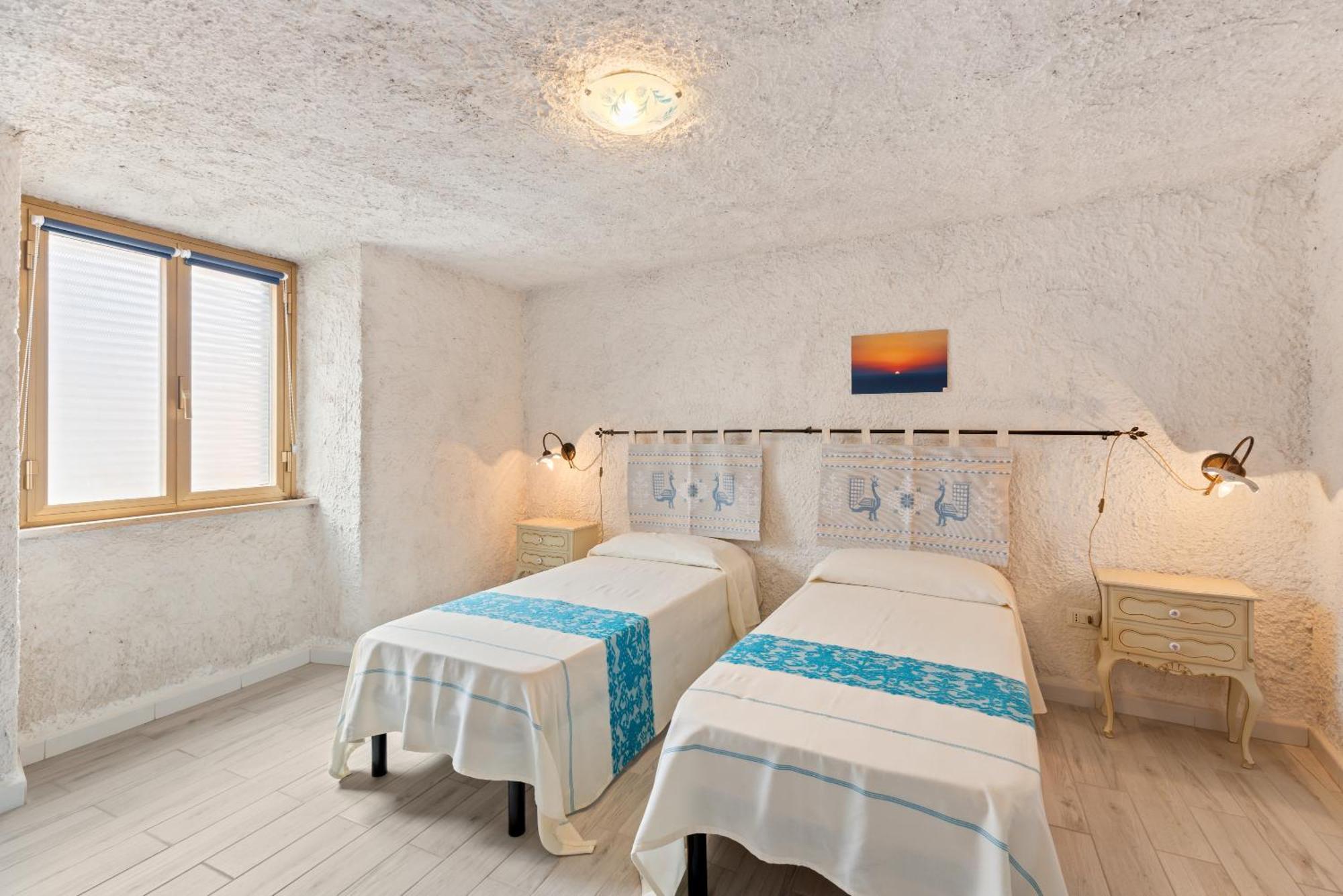 Casa Rocca Appartement Bosa Buitenkant foto